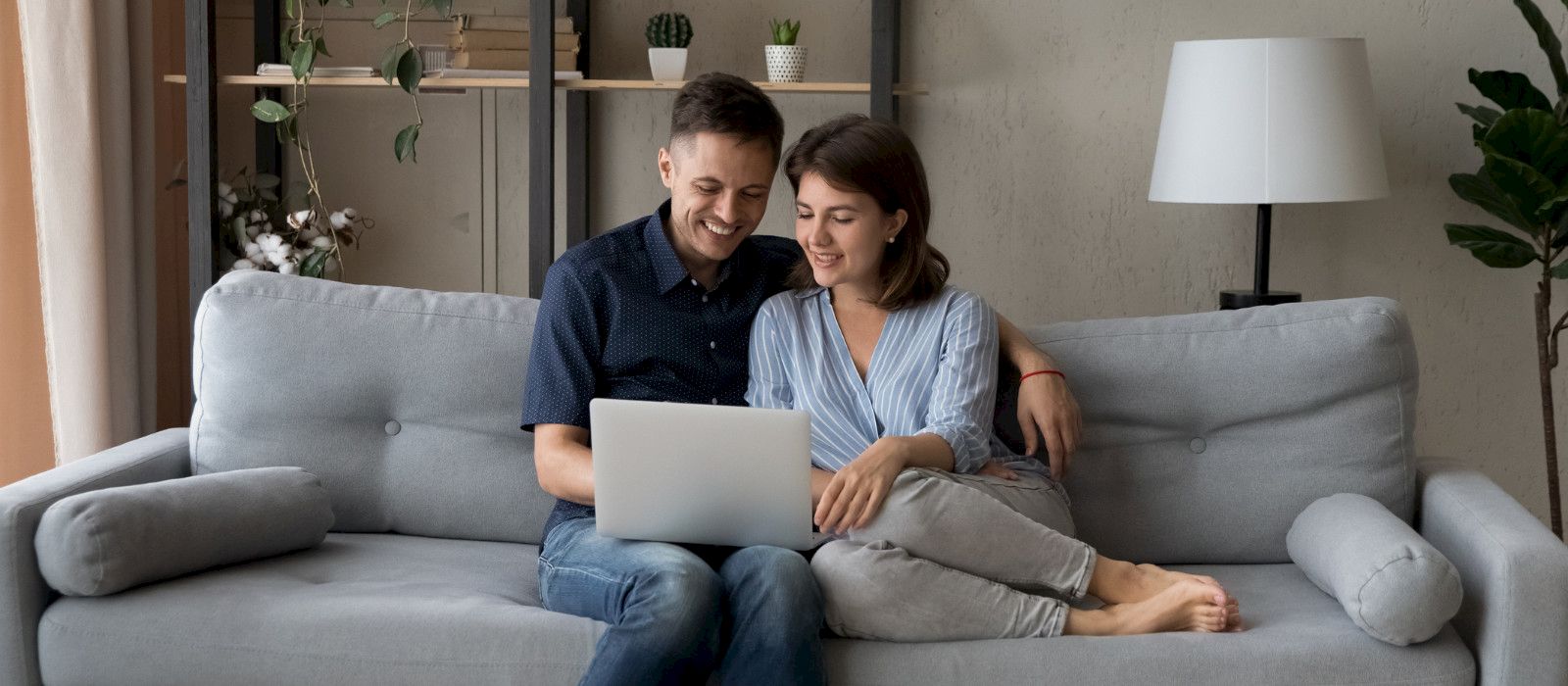virtual couples counselling session with a couple on a laptop receiving online couples counselling